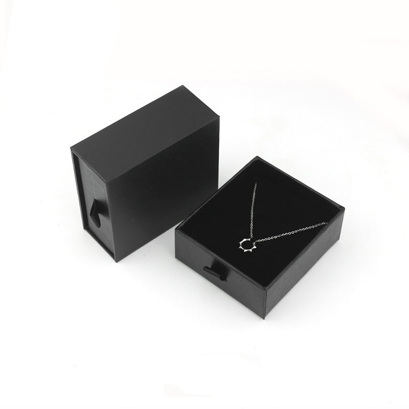 Coffret cadeau de bijoux Adorné