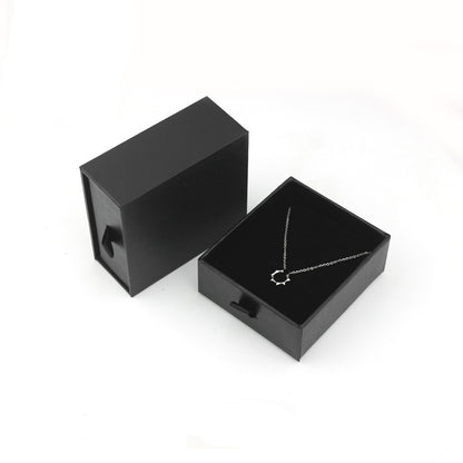Adorné Schmuck-Geschenkbox