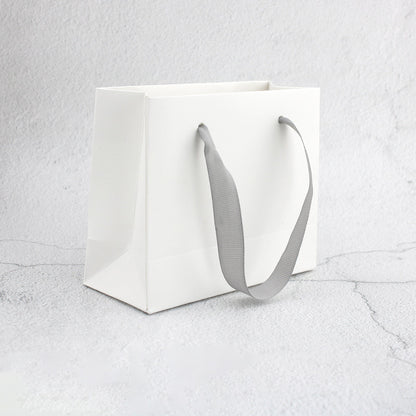 Adorné Schmuck-Geschenkbox