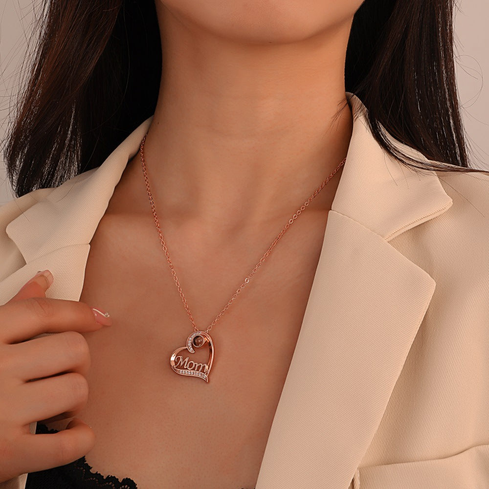 Céleste Mama Necklace