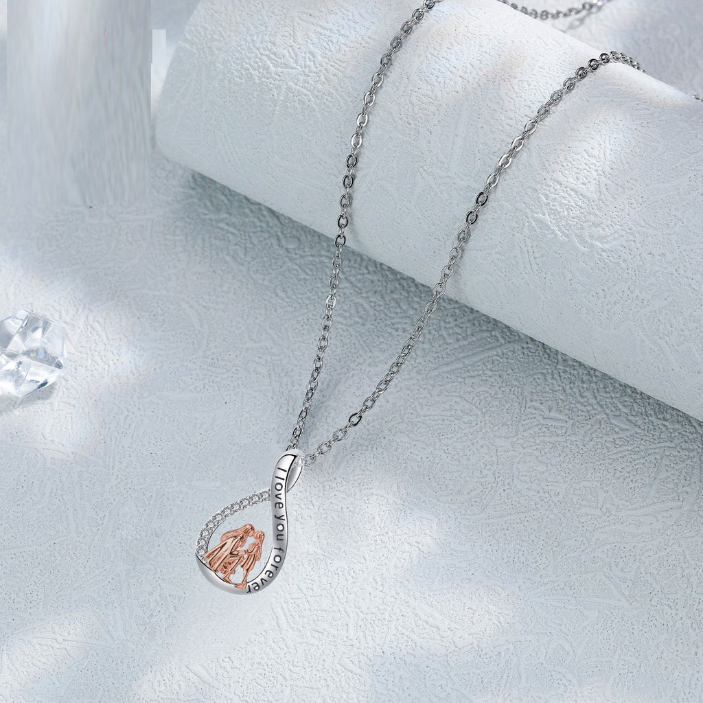 Isaline Mama Necklace