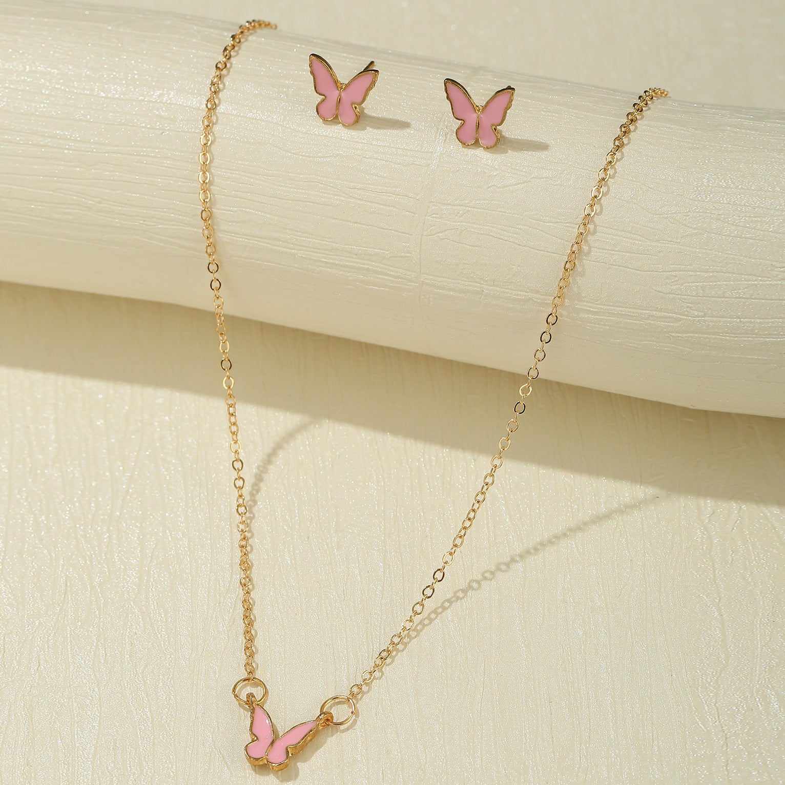 Clairé Butterfly Necklace