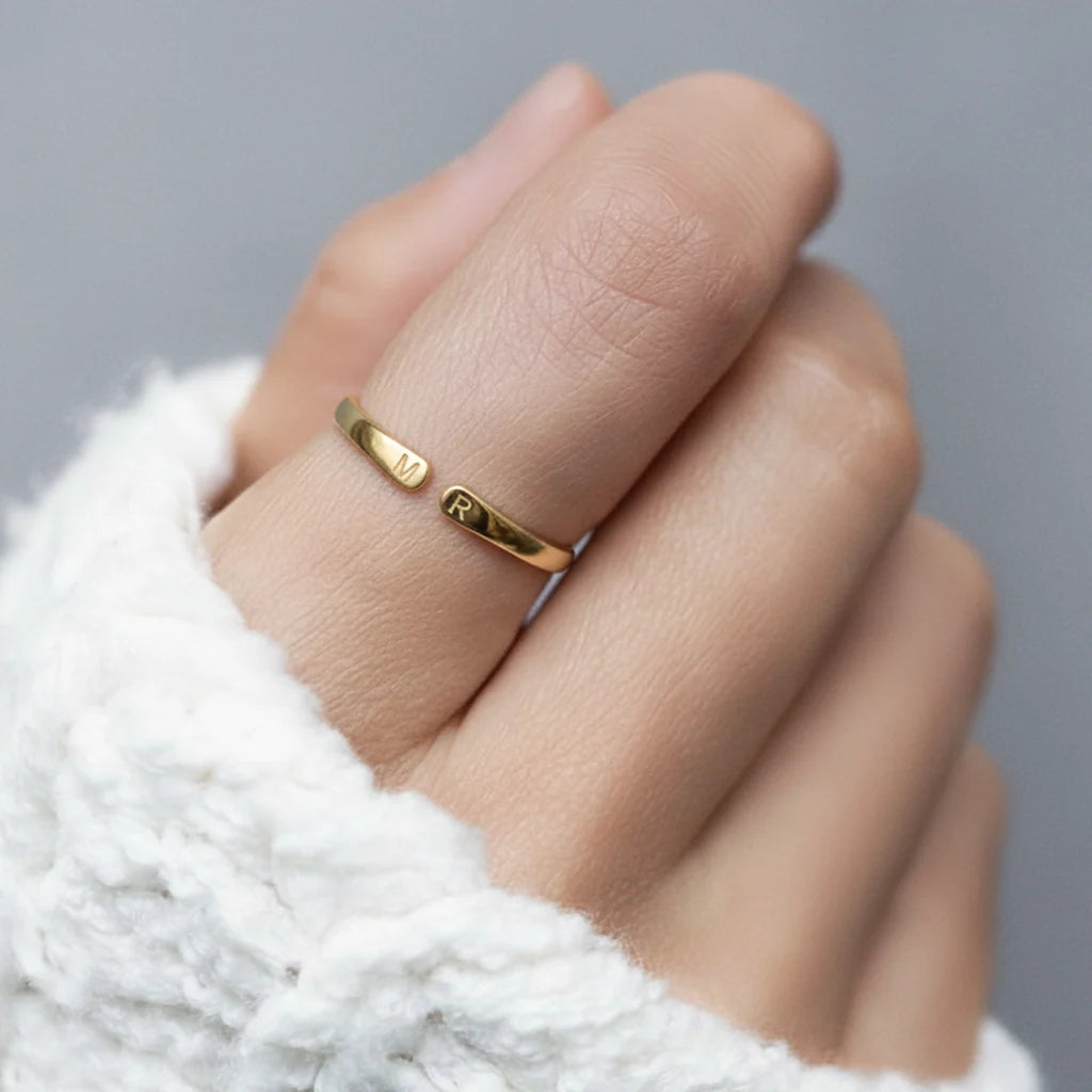 Adorné Promise Ring
