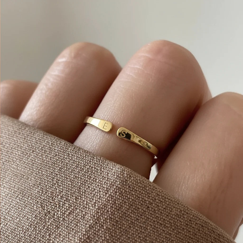 Adorné Promise Ring