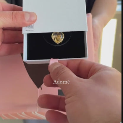 Adorne´ Amulet